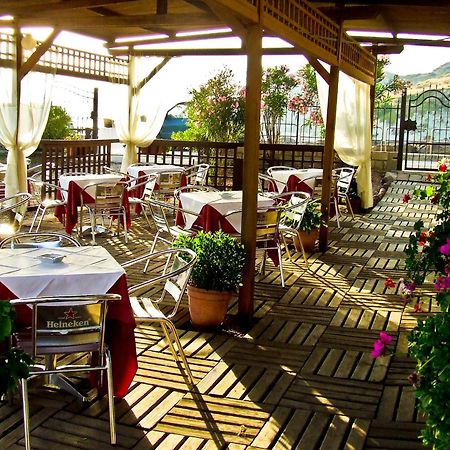 Hotel Miramare Bosa Marina Exteriér fotografie