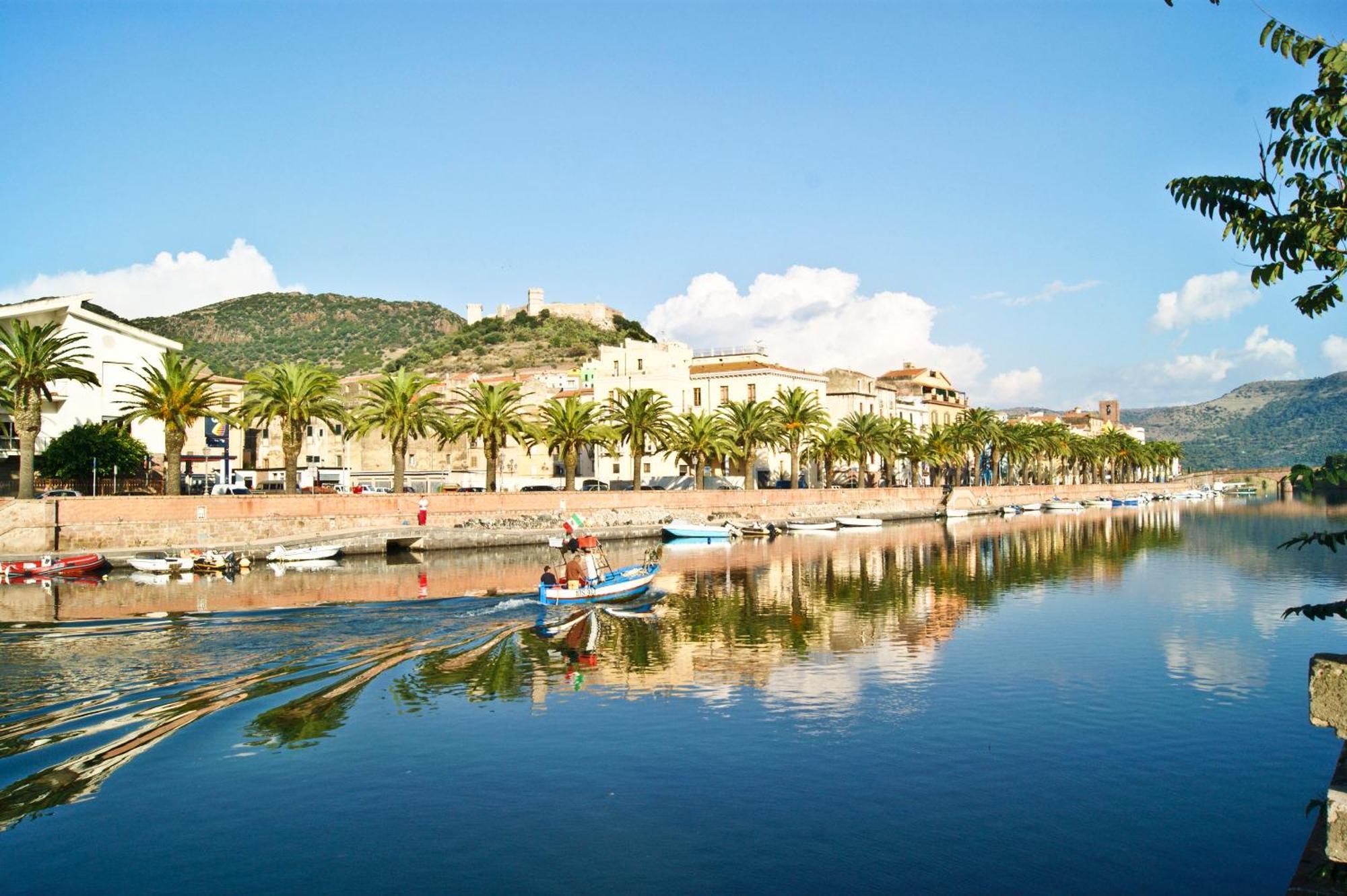 Hotel Miramare Bosa Marina Exteriér fotografie